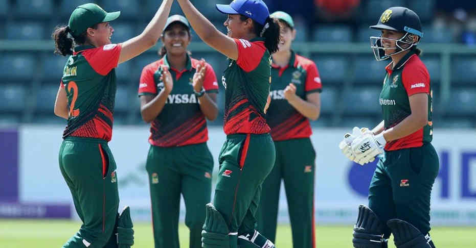 ব্রিসবেনের সেই প্রথম বল: শাটের ১৫০ উইকেট আর ফাঁকা গ্যালারির নিঃশব্দ পাঠ