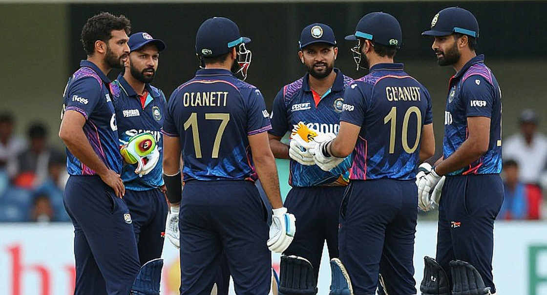 স্থানান্তর জানালার নীরব খাতা: যাদের নাম তালিকা থেকে কেটে ফেলা হয়, তারাই দল বদলায়