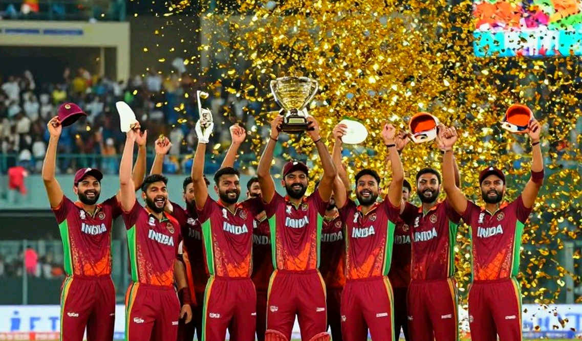 নিলামের রাত থেকে ওয়েজ বিল: ফ্র্যাঞ্চাইজি ক্রিকেটের ট্রান্সফার উইন্ডো আসলে কাকে কিনছে